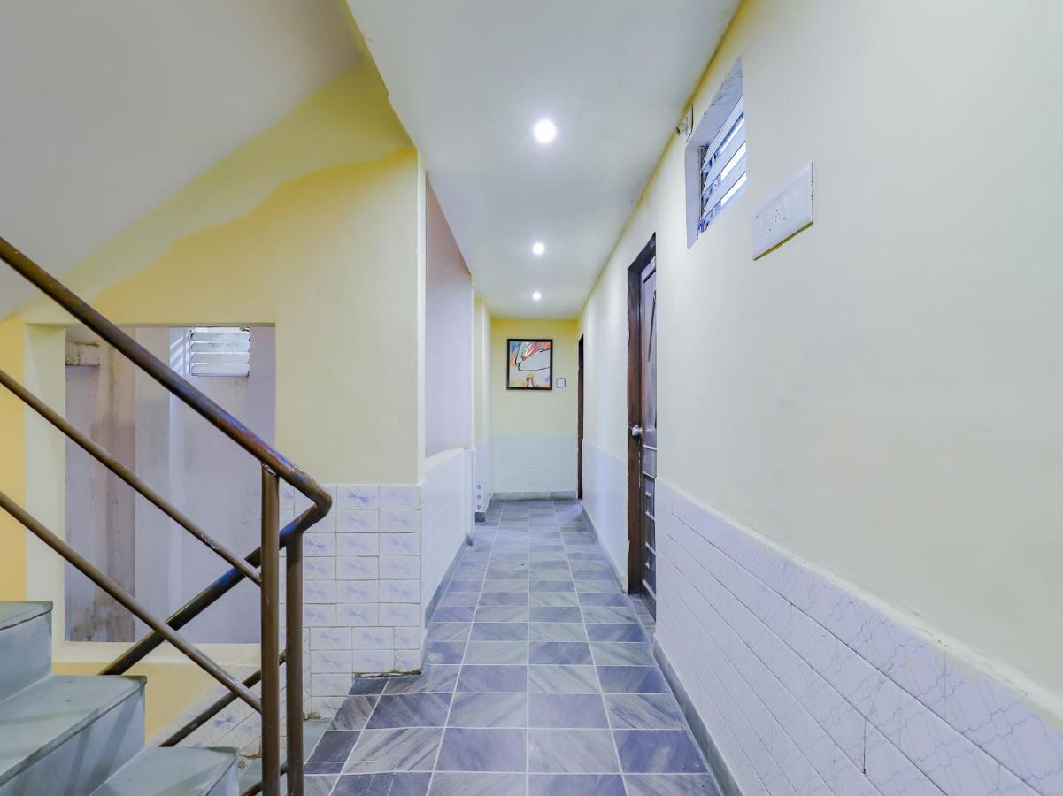 Oyo 80678 Shreenath Residency ニューデリー エクステリア 写真